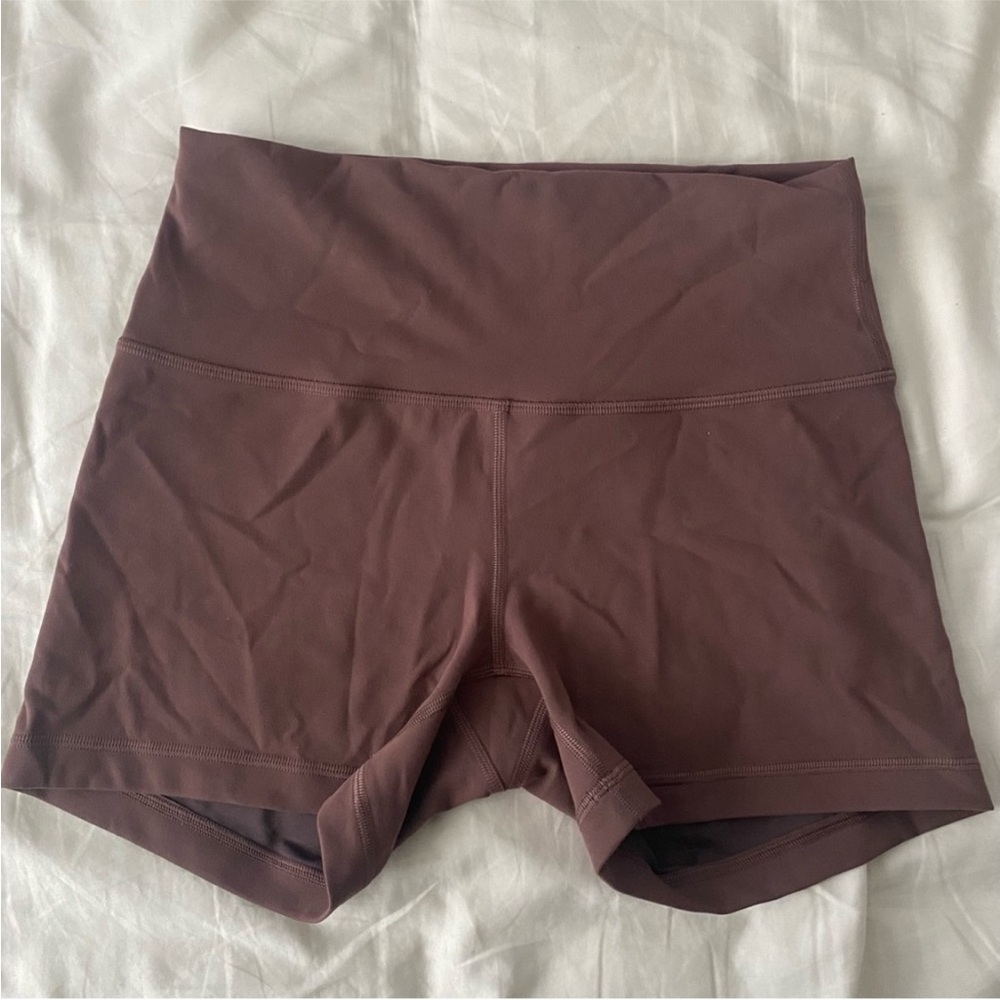 Lululemon shorts - onyx. Selling matching bra

Size 8